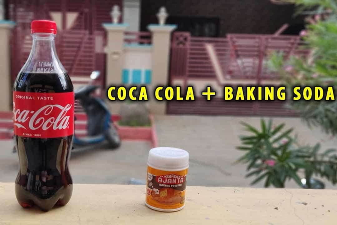 Remove diesel smell out of clothes with Coca-cola and Baking Soda