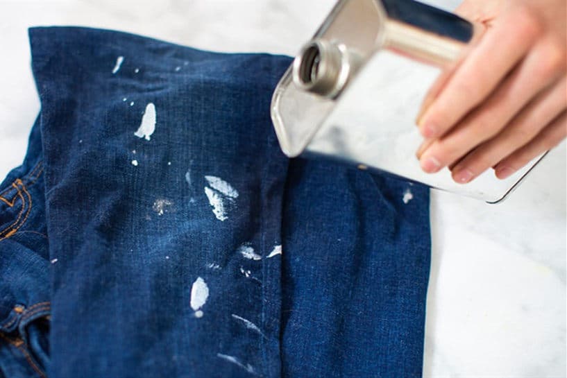 get oil-based paint out of clothes