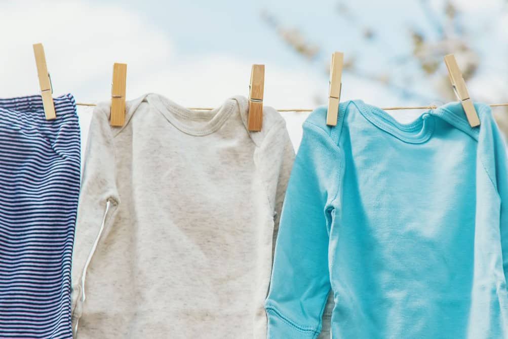 how to remove underarm odor from clothes