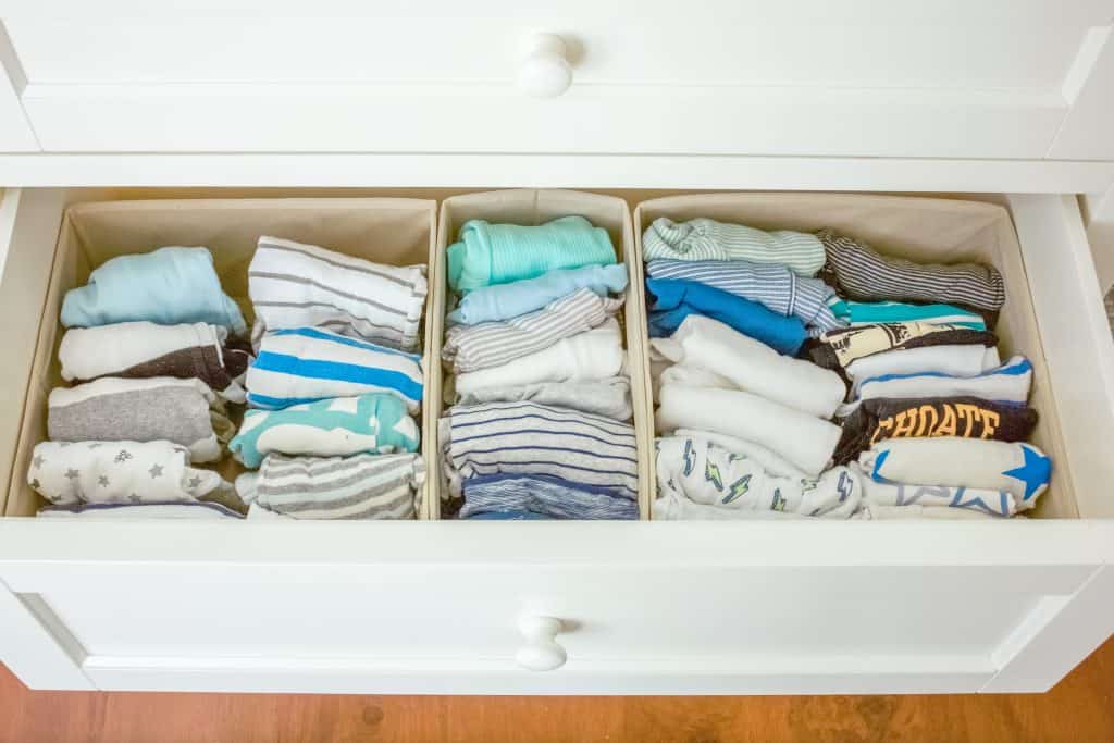 how to store clothes
