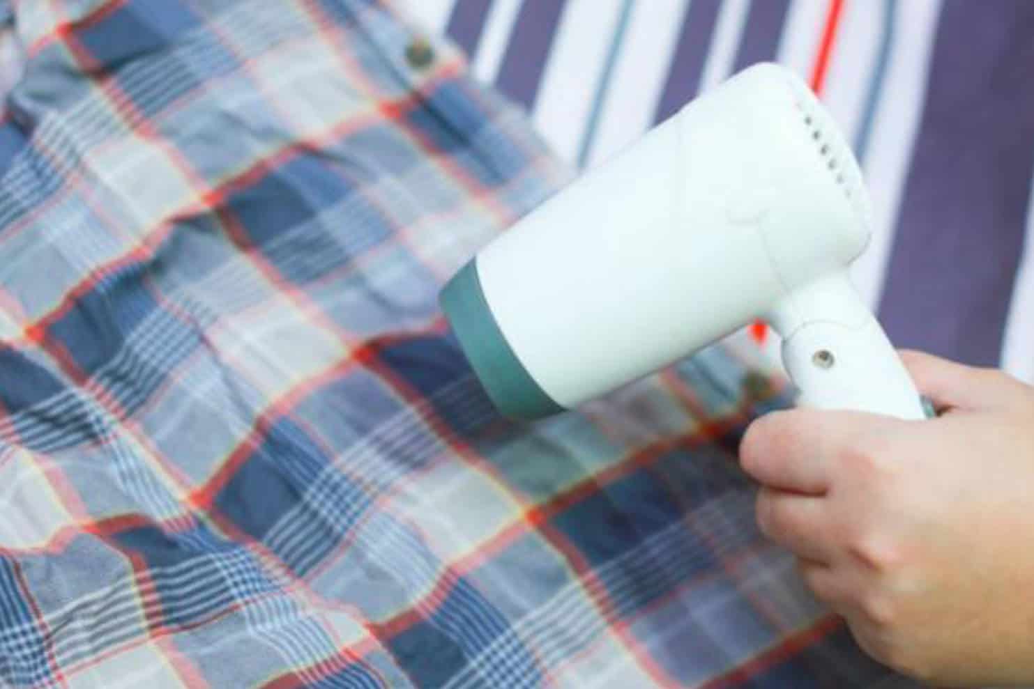 10 Household Hacks to Remove Lint From Clothes