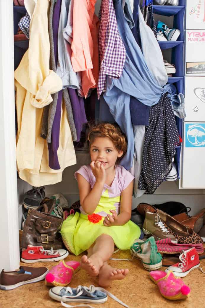 how to organize children's clothes