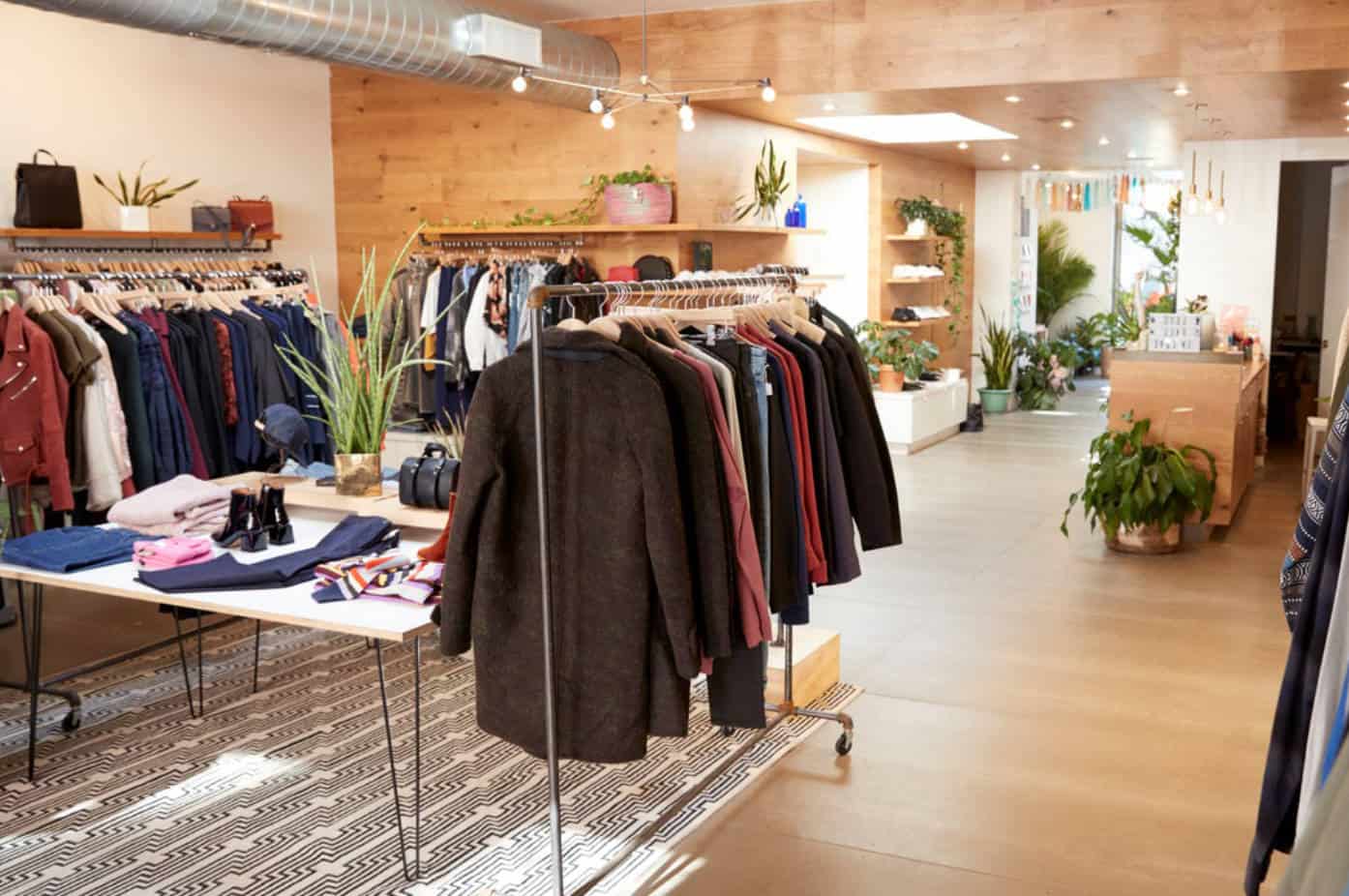 how to start a clothing store with no money