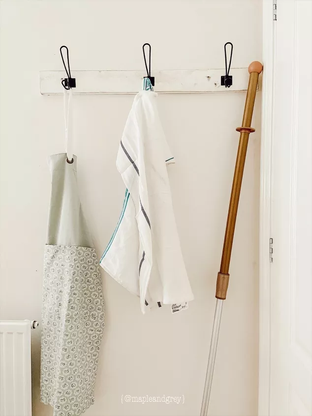 free standing clothes rack diy