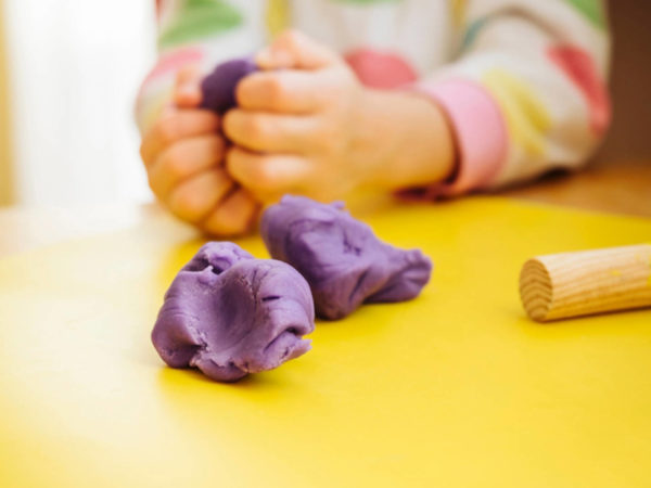 4 Easy Steps to Remove Playdough from Clothes