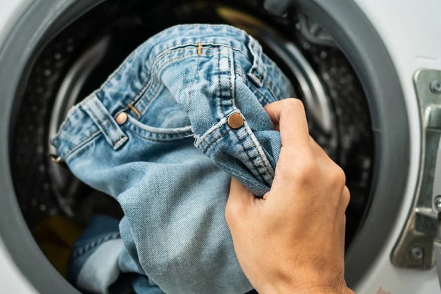 Washing Your Jeans by Using a Machine