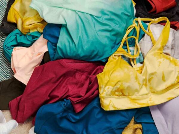 How to Wash Smelly Gym Clothes?