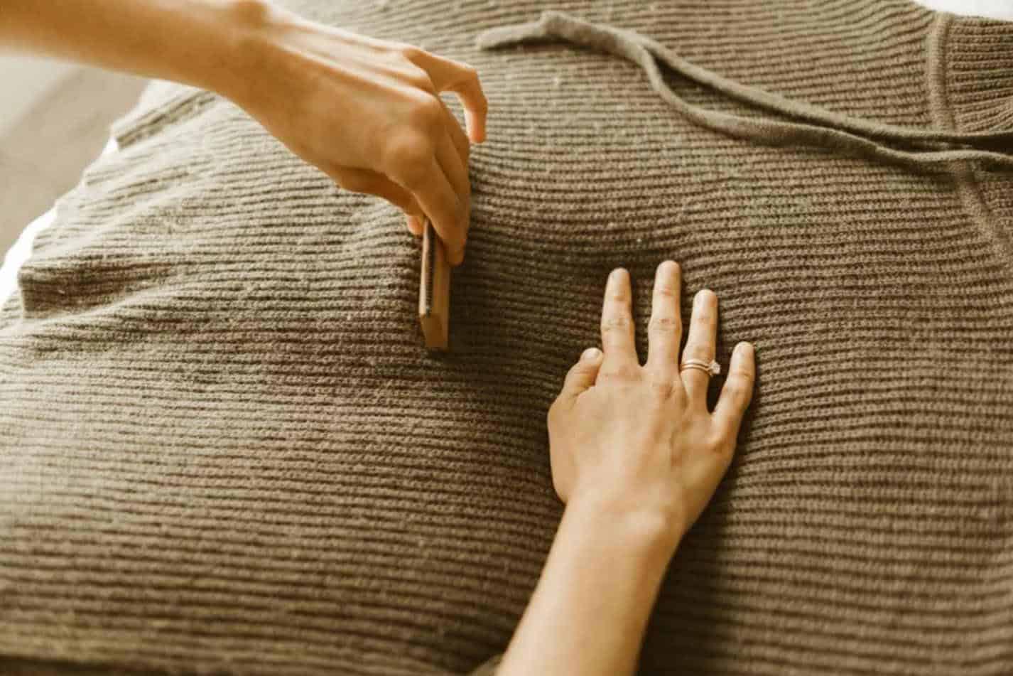 How to remove stains on a cashmere sweater