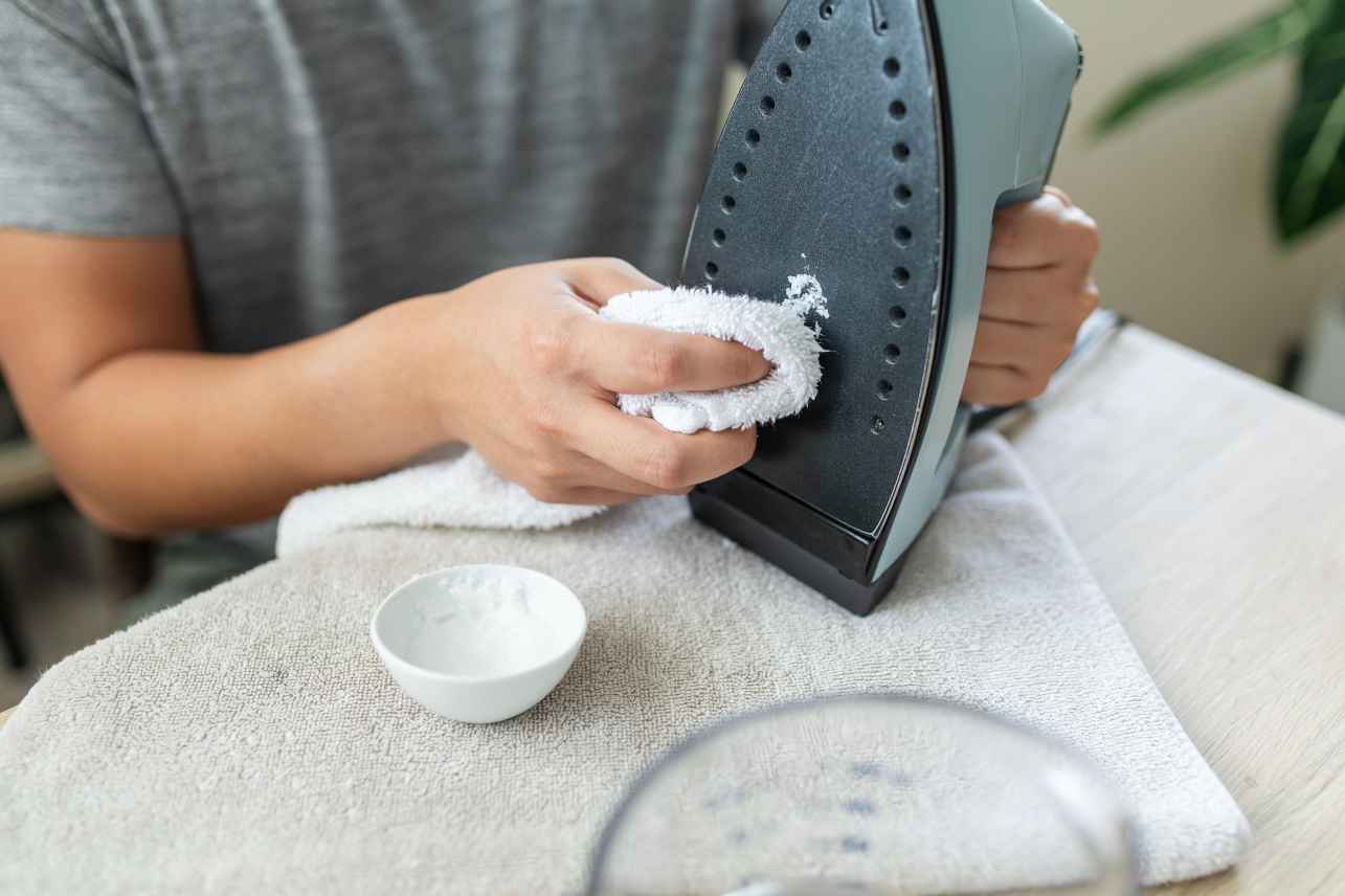 how-to-clean-an-iron